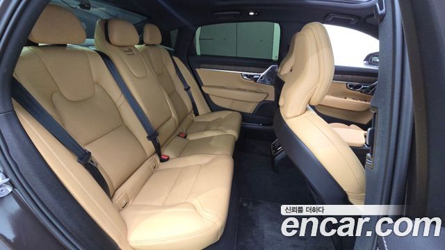 Volvo S90 2025 — photo 18