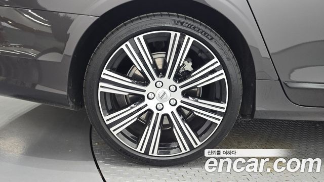 Volvo S90 2025 — photo 7