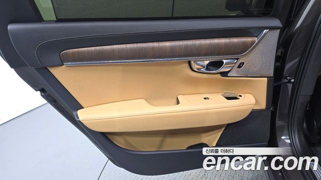 Volvo S90 2025 — photo 15