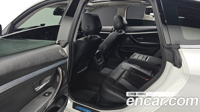 BMW Gran Turismo 2015 — photo 12