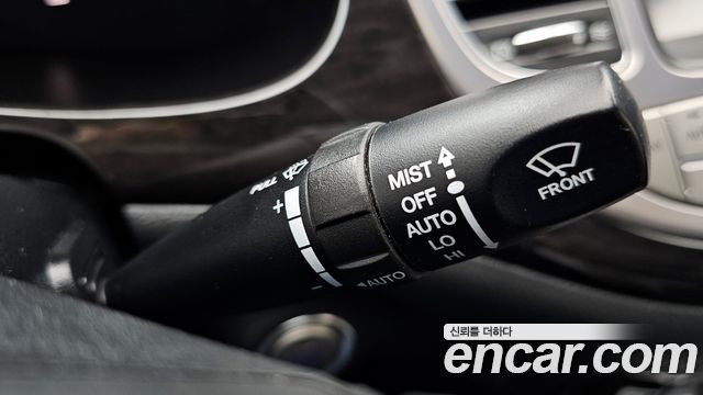 Hyundai Genesis 2014 — photo 26