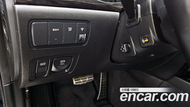 Hyundai Genesis 2014 — photo 29