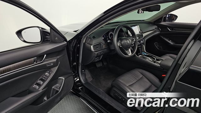 Honda Accord 2021 — photo 13