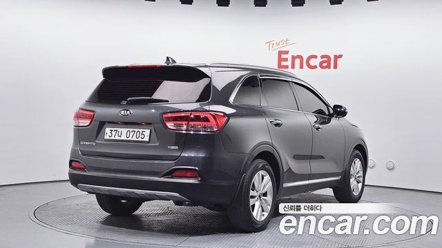 Kia Sorento 2016 — photo 2