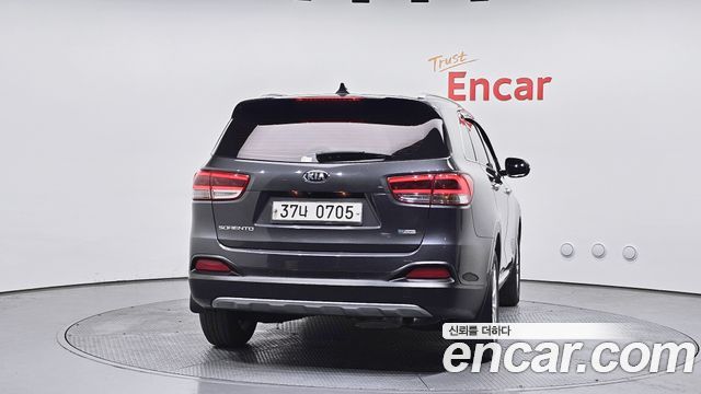 Kia Sorento 2016 — photo 4