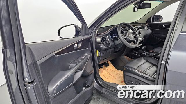 Kia Sorento 2016 — photo 10
