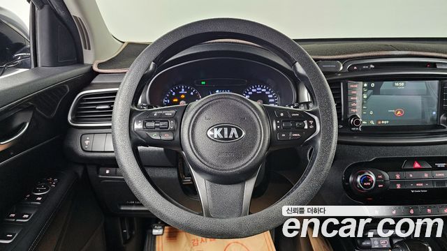 Kia Sorento 2016 — photo 14