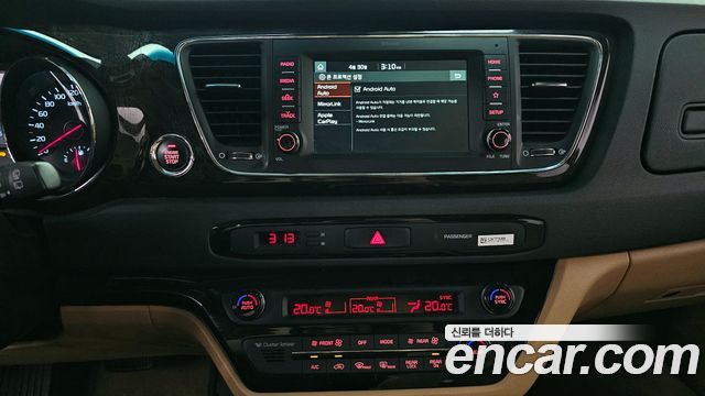 Kia Canival 2019 — photo 15
