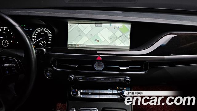 Genesis G90 2021 — photo 13
