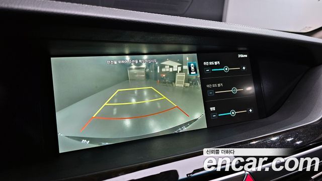 Genesis G90 2021 — photo 14