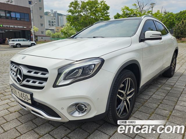 Mercedes-Benz GLA-Class 2019 — photo 2