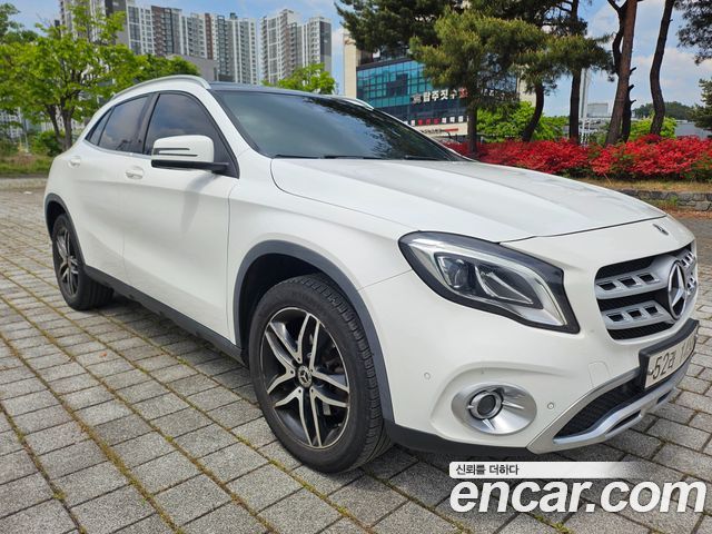 Mercedes-Benz GLA-Class 2019 — photo 3
