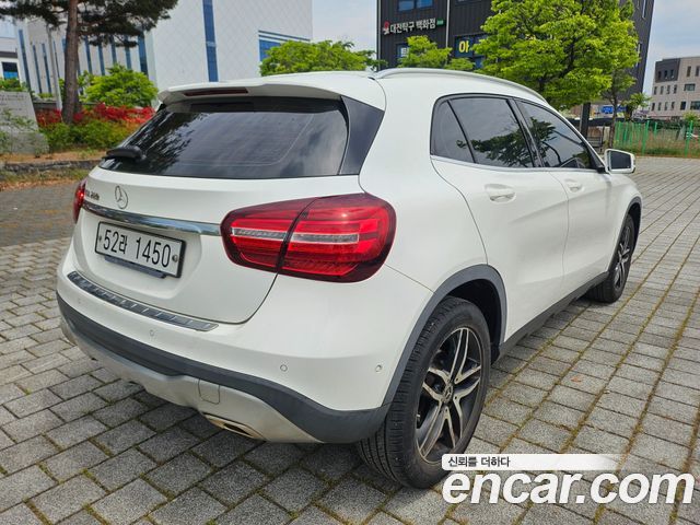 Mercedes-Benz GLA-Class 2019 — photo 5