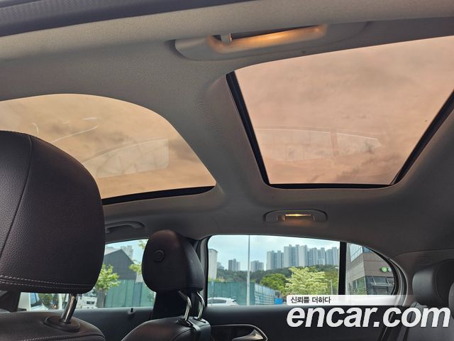 Mercedes-Benz GLA-Class 2019 — photo 15