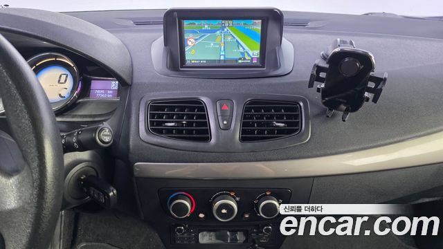 Renault Korea SM3 2015 — photo 14