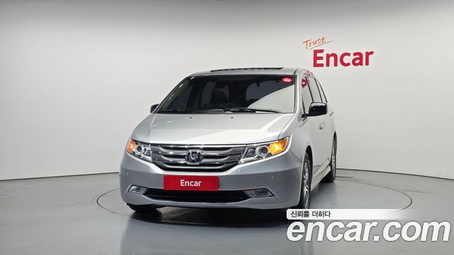 Honda Odyssey 2013 — photo 3