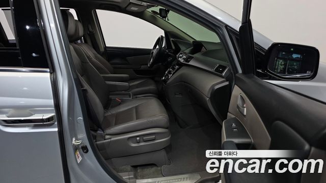 Honda Odyssey 2013 — photo 11
