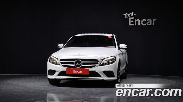 Mercedes-Benz C-Class 2020 — photo 3