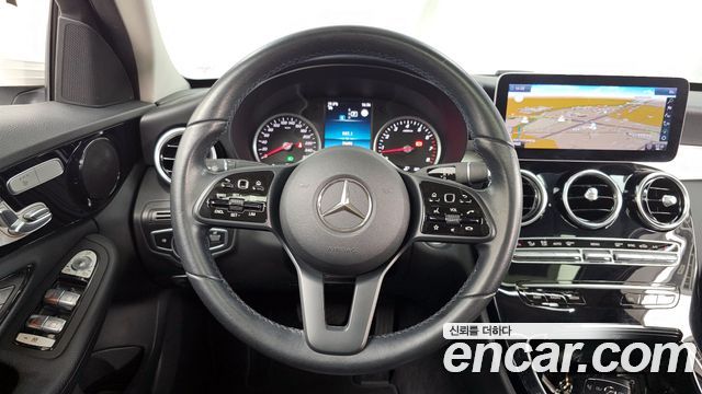 Mercedes-Benz C-Class 2020 — photo 19