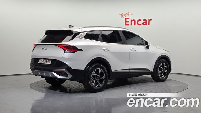 Kia Sportage 2022 — photo 2