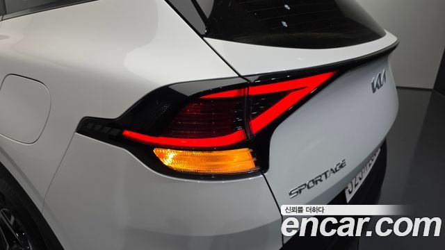 Kia Sportage 2022 — photo 9