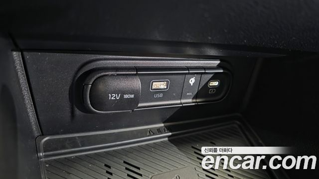 Kia Sportage 2022 — photo 28