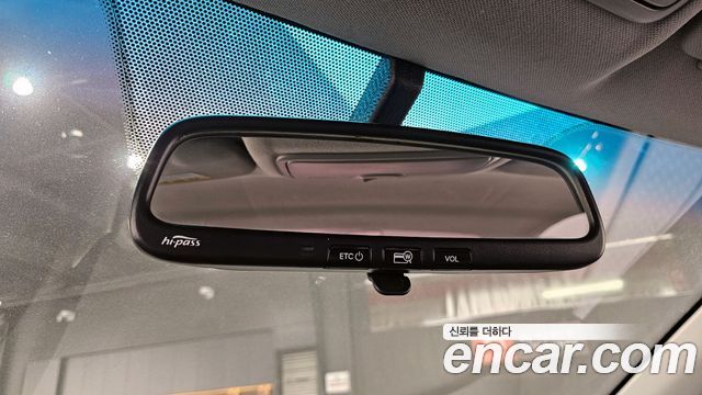 Hyundai Accent 2012 — photo 16