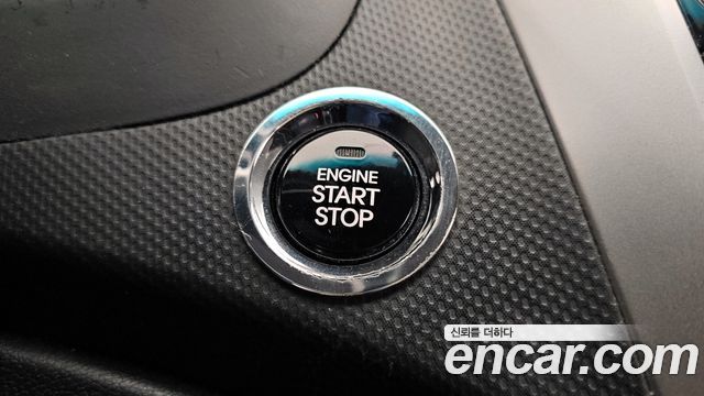 Hyundai Accent 2012 — photo 18