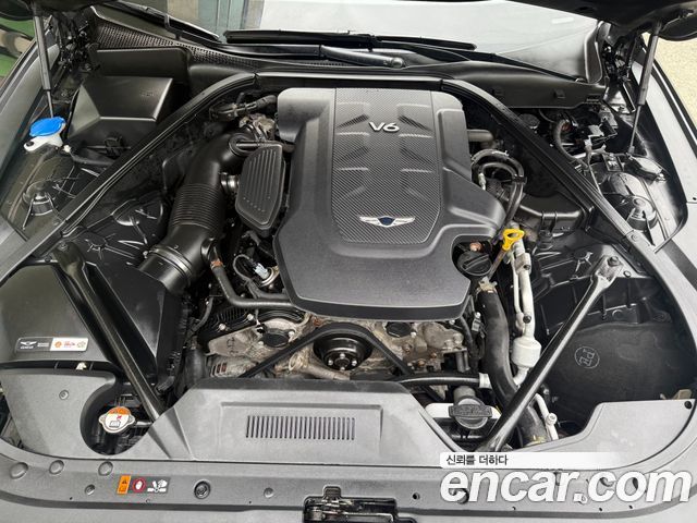 Genesis G80 2017 — photo 11