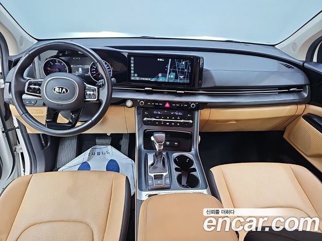 Kia Canival 2021 — photo 7