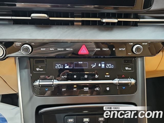 Kia Canival 2021 — photo 9