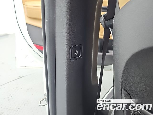 Kia Canival 2021 — photo 15