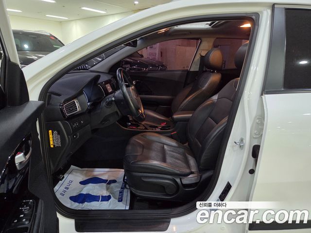 Kia Niro 2017 — photo 6