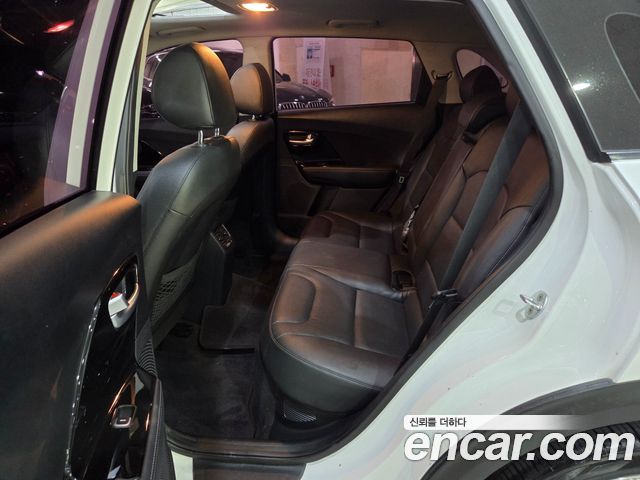 Kia Niro 2017 — photo 7