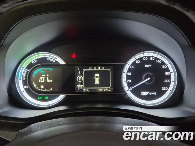 Kia Niro 2017 — photo 10