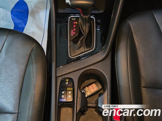 Kia Niro 2017 — photo 13