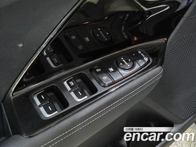 Kia Niro 2017 — photo 15