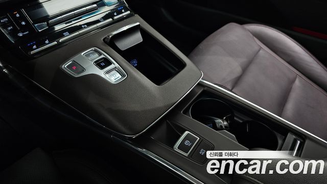 Hyundai Grandeur 2021 — photo 9
