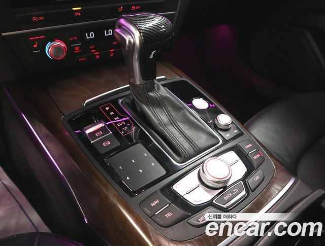 Audi A7 2015 — photo 16
