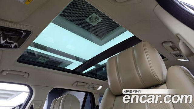 Land Rover Range Rover 2017 — photo 16
