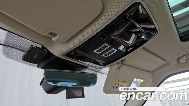 Land Rover Range Rover 2017 — photo 17