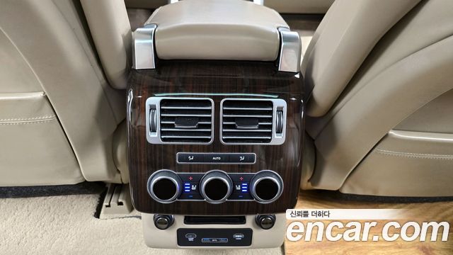 Land Rover Range Rover 2017 — photo 18