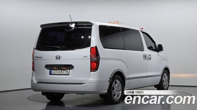 Hyundai Starex 2018 — photo 2