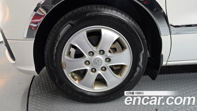 Hyundai Starex 2018 — photo 5