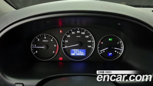 Hyundai Starex 2018 — photo 8