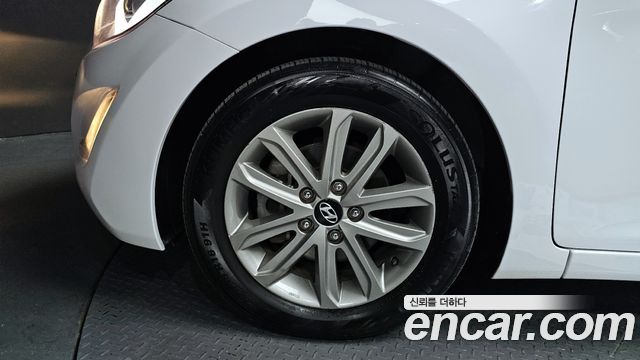 Hyundai AVANTE 2014 — photo 5