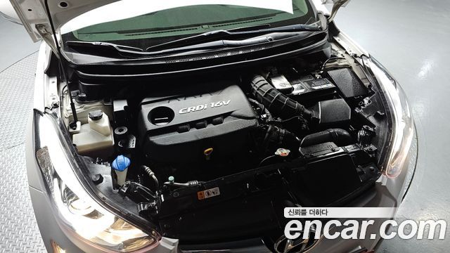 Hyundai AVANTE 2014 — photo 6
