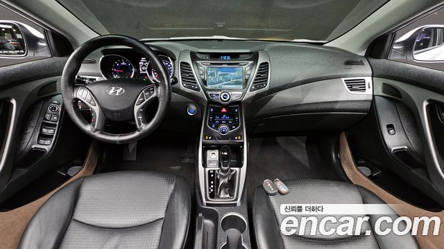 Hyundai AVANTE 2014 — photo 7
