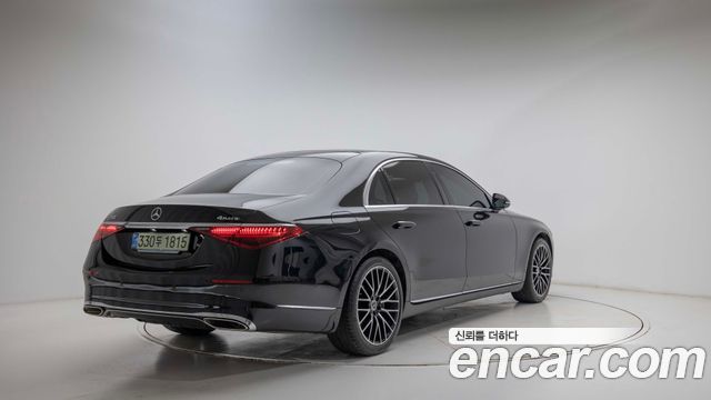 Mercedes-Benz S-Class 2026 — photo 2