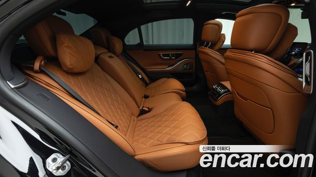 Mercedes-Benz S-Class 2026 — photo 10